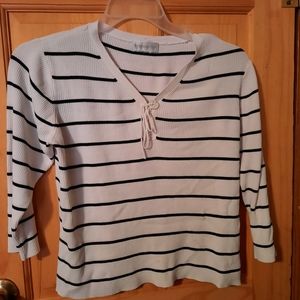 2/$10 Women's top L